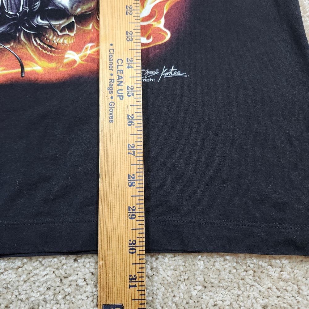 Rock Never Dies Mens Black Skull Guitar Flame Graphic T-Shirt with Piercing XL - Picture 5 of 7